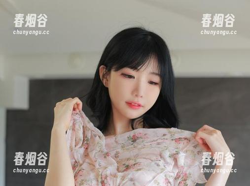 看，Addielyn(에디린)的灰丝：啊，这腿好像要抢镜了！
