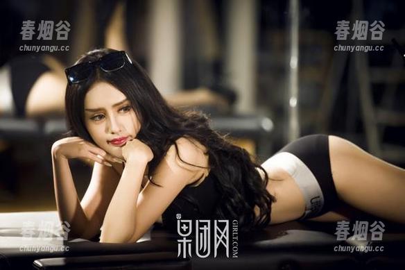 GIRLT果团网 - 看，张小喵的空姐图包，HD，像是在机舱里嗅到的那种清新气息。