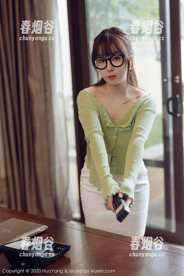 HuaYang花漾 - 瞧瞧张思允Nice的修女图包，资源里似乎多了点不该有的气息，嘿嘿
