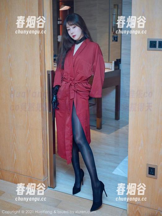 HuaYang花漾 - 泳衣写真里，赵惟依coco竟然把我脑海里的‘游泳’想法搅得天翻地覆