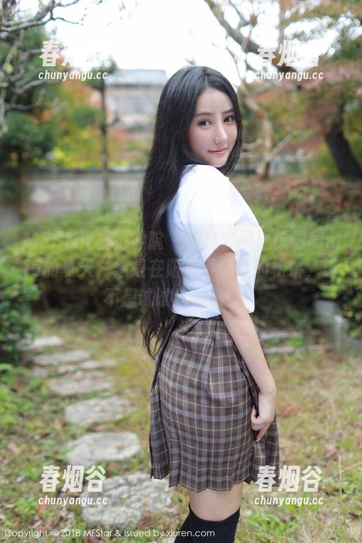 MFStar模范学院 - 最新套图！徐微微mia的夏天，像是在阳光下翻滚的松饼，谁不想试试这份热情？
