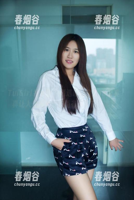TuiGirl推女郎 - 精选哈尼宝宝JK写真，真让人想问她的衣柜有多丰富，嘿嘿。