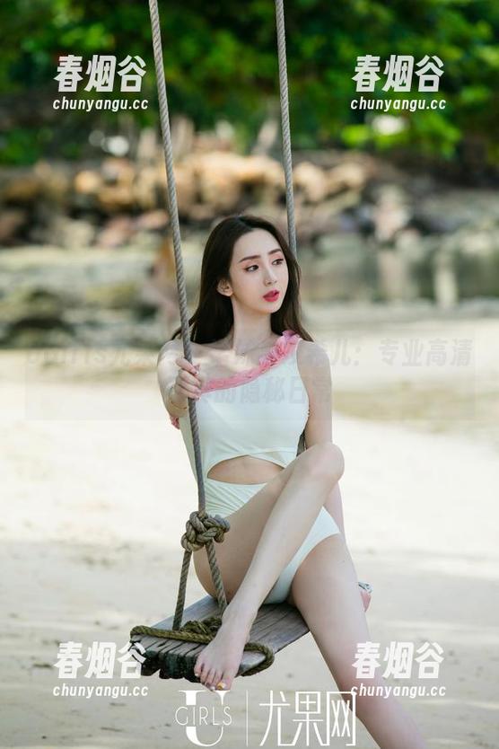 UGirls尤果网 - 学妹与凌希儿：专业高清写真的隐秘日常
