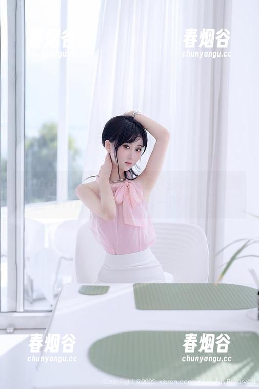 Xiuren秀人网 - 高清写真挑战双人极限：Erikaki带你看另一种默契！