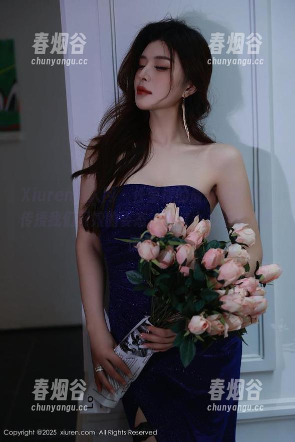 Xiuren秀人网 - 任莹樱的最新写真集，传授我们厨娘的姿态，不过小心别被刀弄伤呀。