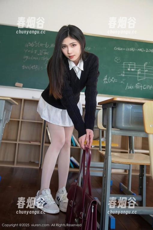 Xiuren秀人网 - 当刘奕宁Lynn化身女王，全集作品辣眼睛的程度我不敢想象！