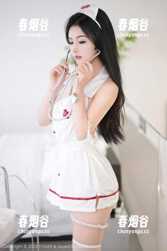 YouMi尤蜜荟 - 小海臀Rena的写真——这吊带真是别具一番韵味，高清到我都不敢直视。