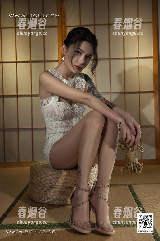 丽柜 - 原图网址来了！文芮和闺蜜的双生花，要是能长驻心底就好了…