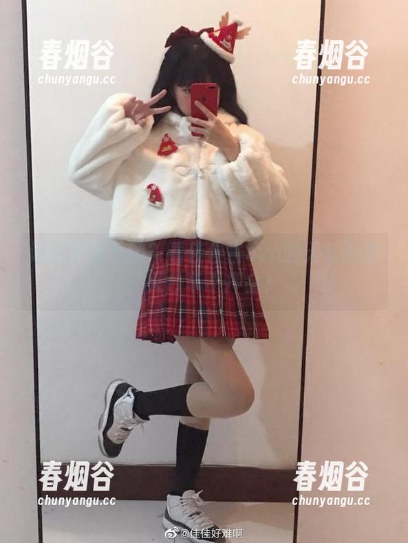 佳佳酱ovo 谁需要游乐园?看佳佳酱ovo的天台图集,天台车不押金!