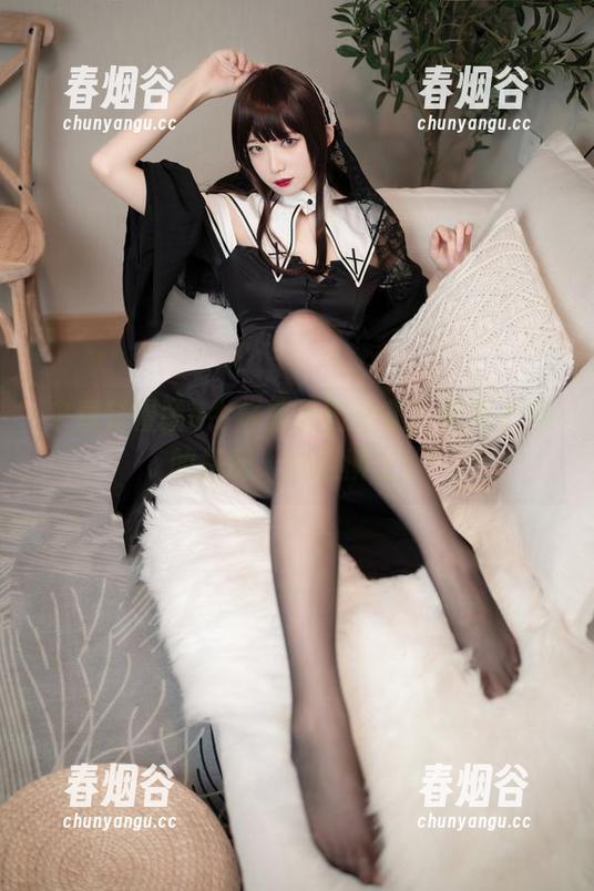 来看封疆疆v牛仔裤美图合集，死角不露的搭配，妙趣横生！