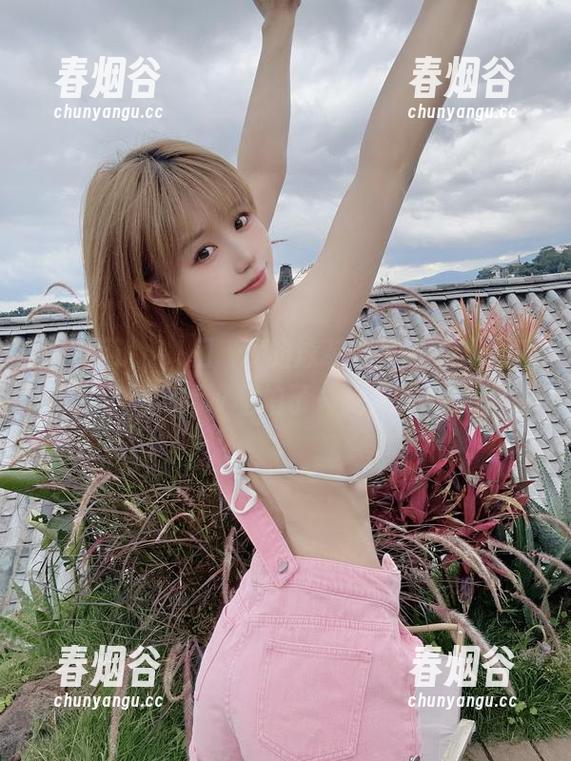 不得不说，樋口円香的泳装资源，被小仓千代w私拍了一把！