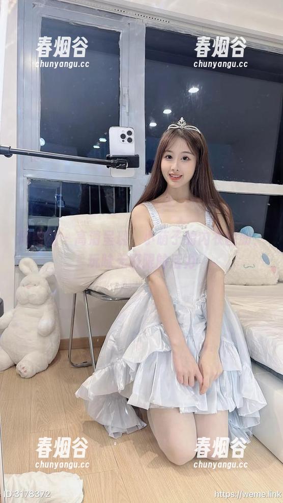 微密圈 - 高清呈现，小萌子的内衣图册，玩味无极限的活力