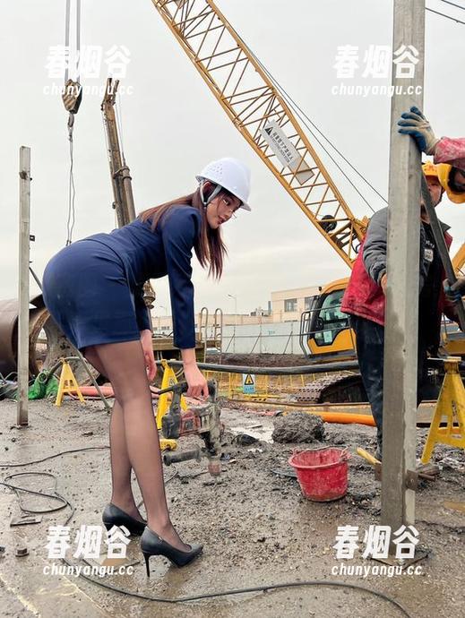微密圈 - 就是阿朱啊的尾巴摇起来，私房写真里那种慵懒的气质，我也想试试。