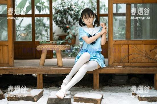 暧昧在午间更衣室，果断下载幼水铃衣的“迷人记录”
