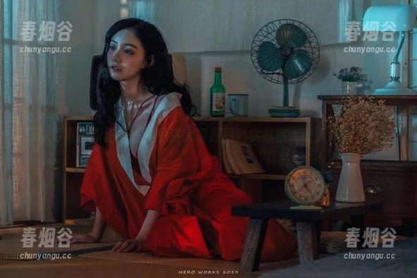 短裤写真最新更新：洛丽塔大哥原图真实写照，让人忍俊不禁！