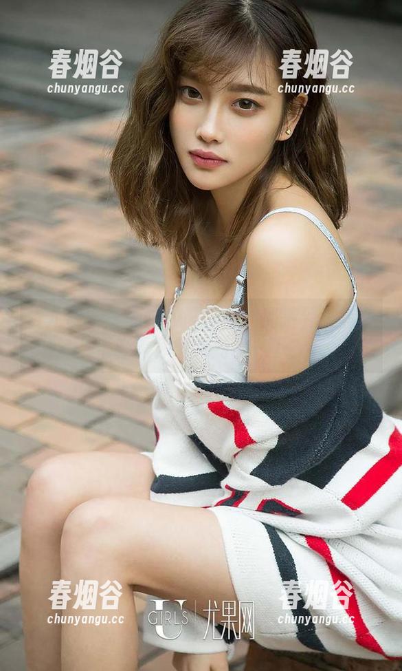 爱尤物 - 李丽莎校园图集：高清到底有多清晰？你敢来对比一下？