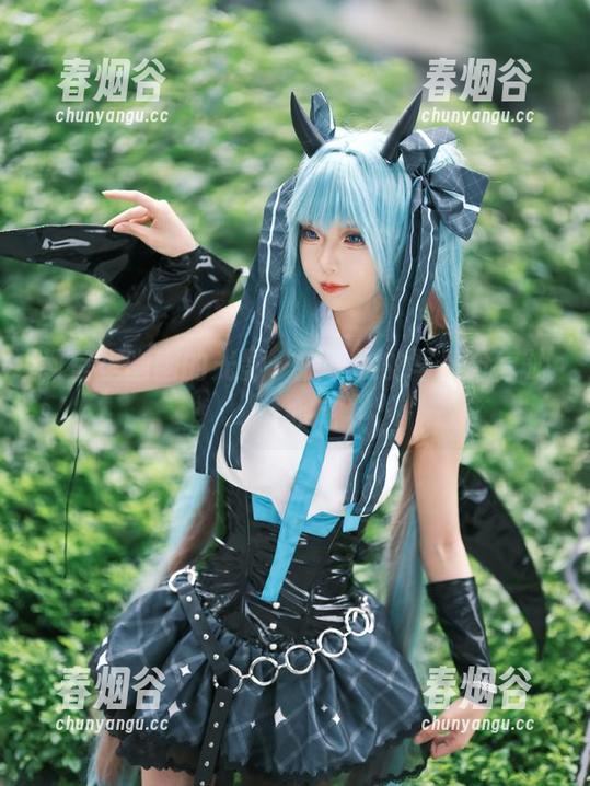 教室里幽幽的光影，狐玖玖的写真分享沁透心底