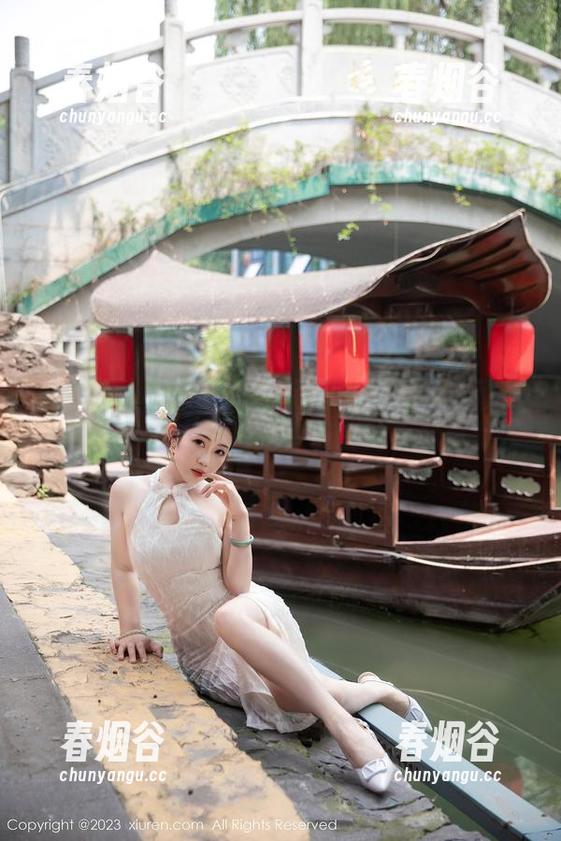 秀人网-vetiver嘉宝贝儿 秀人网 - vetiver嘉宝贝儿巧妙地舞动护士的魅力,真想把她变成我的手机壁纸。
