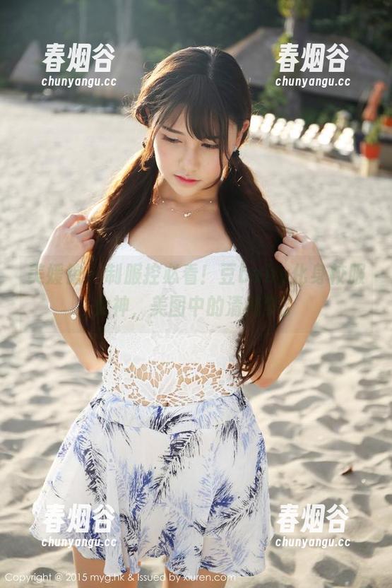 美媛馆 - 制服控必看！豆baby化身校服女神，美图中的清纯梦。