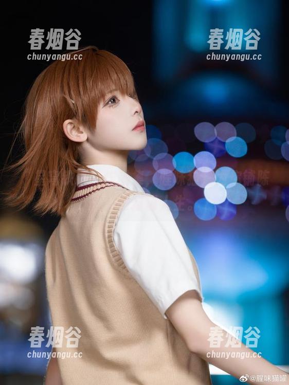 “星穹铁道”作品集，腥味猫罐为你铺陈新奇的猫罐人生。