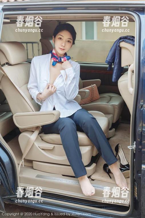 花漾show-心妍小公主 花漾show - 校服和心妍小公主,原图下载,越看越让人‘想’!