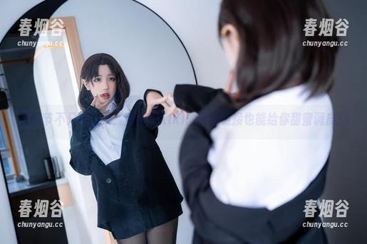 万圣节不只有糖果，蓝小沂KiKi的下载链接也能给你甜蜜调皮！