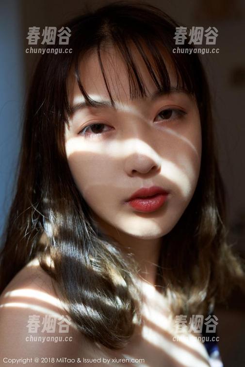 蜜桃社 - 琳琳ailin的泳装图集：夏天的疯狂更新，谁想看？
