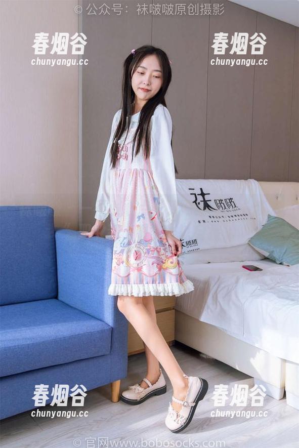 袜啵啵 - 一不小心点开了网盘里的“苏苏”职业装，喔，难以自持。