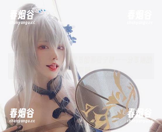 起司块wii：在泳池里寻觅的那份宁静——分享她的写真吧