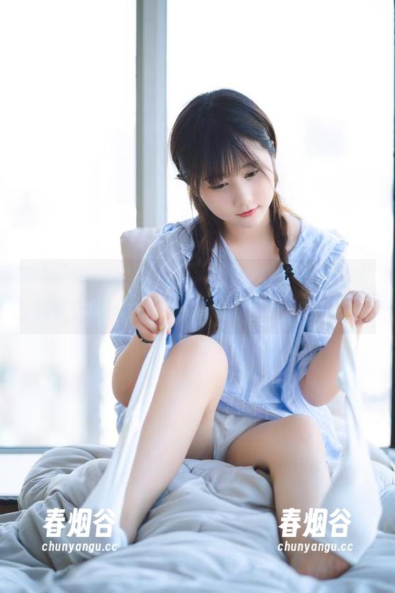 镜酱的私房大冒险，每一帧cos都在引导我追梦