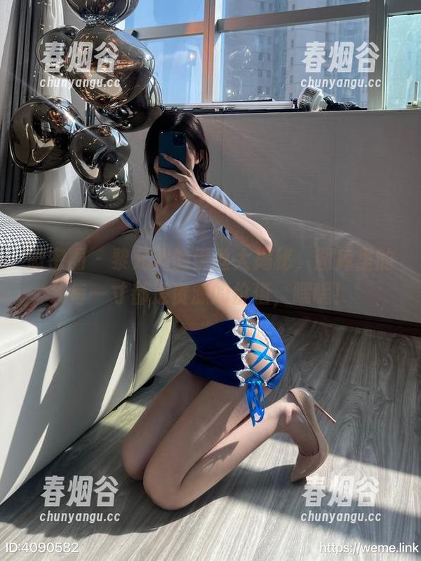 微密圈 - 黎允熙的黑丝大揭秘，图库里的每一寸都是资源的价值，嘿嘿！